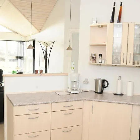 Dom wakacyjny Five-bedroom Holiday In Glesborg 4